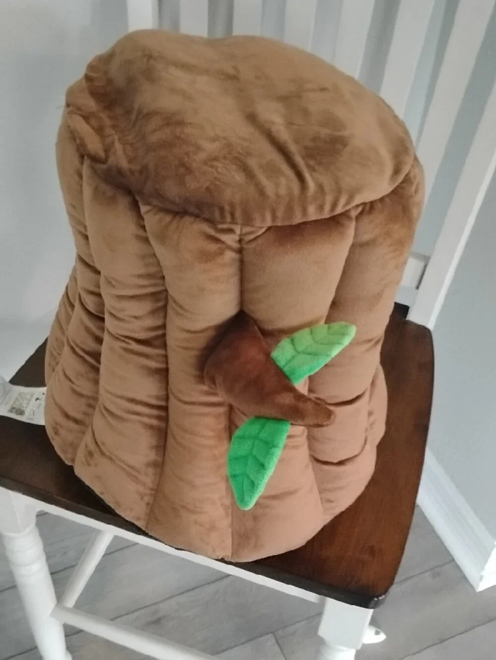 Plush Brown Tree Stump Cat Bed with Green Leaf Accents